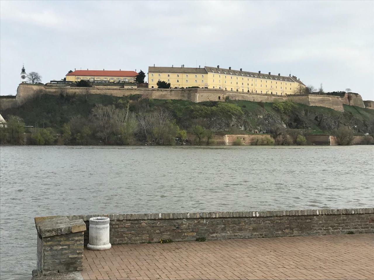 Fortress View Apartment Novi Sad Ngoại thất bức ảnh